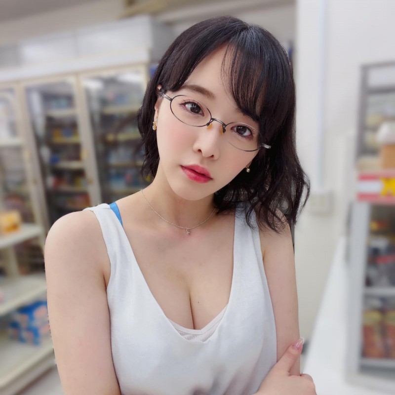 【WPT扑克】M系白虎女神《三宫椿》精选作品推荐介绍及封面预览