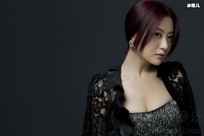 【WPT扑克】白冰和娱乐圈很有缘分，也是个实力派，为什么后来退出呢