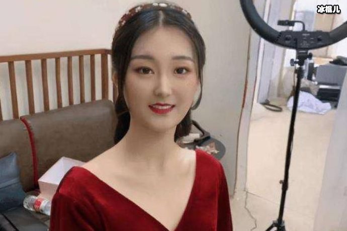 【WPT扑克】大衣嫂过生日却不是主角，婆媳关系暴露出来