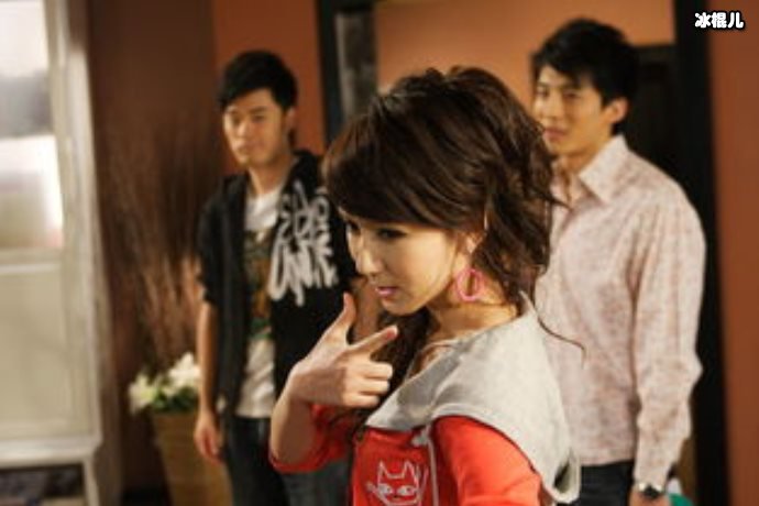 【WPT扑克】《爱情公寓》Lisa火后嫁给有钱人，剧中是配角但人生是主角呀