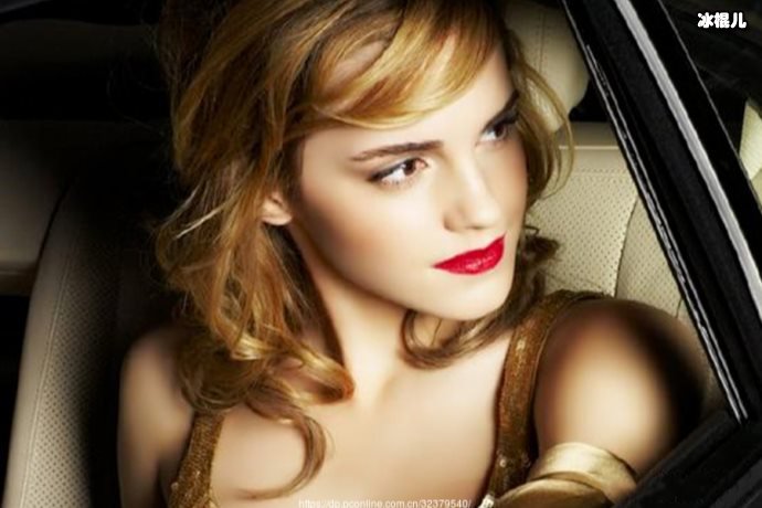 【WPT扑克】艾玛·沃森发纯黑图片加白框，被粉丝留言抨击是无心还是故意