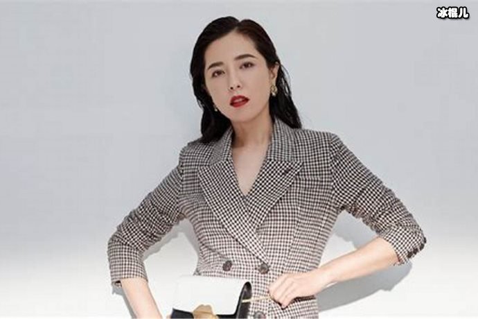 【WPT扑克】曾黎是一个有颜值又有演技的演员，多才多艺为何不嫁？