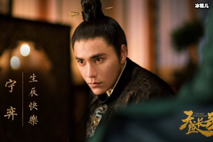 【WPT扑克】陈坤是热衷公益活动的演员，为短剧《阳台下的武汉》完成配音