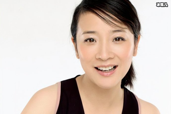 【WPT扑克】陈小艺：52岁晚节不保，被曝分居已达11年并多次出轨小鲜肉