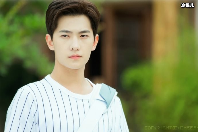 【WPT扑克】杨洋审美绝绝子，私服每一套都帅到爆