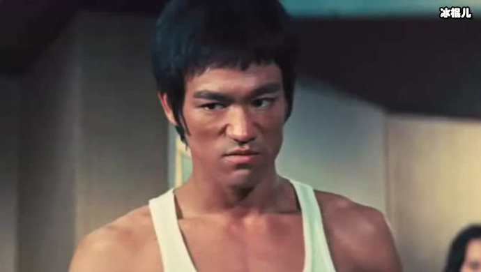 【WPT扑克】李小龙买了保险后过世，丁佩立马和向华强在一起，人为还是巧合