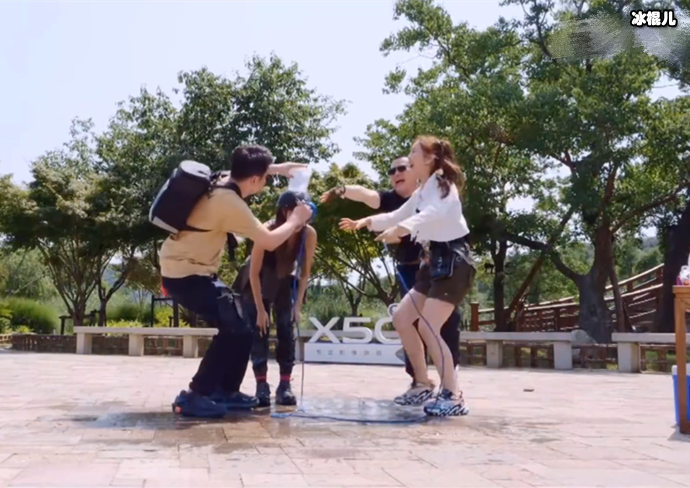 【WPT扑克】安崎节目中乱发脾气看傻众人，还敢怼导演，被吐槽没素质