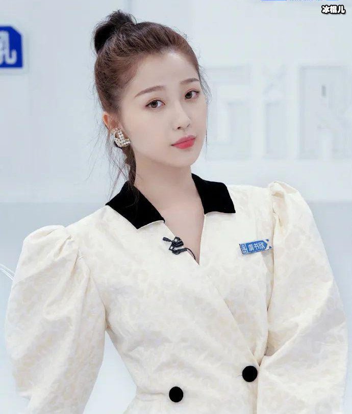 【WPT扑克】被队友称为“虞贵妃”？虞书欣爆料原因让网友忍不住大笑