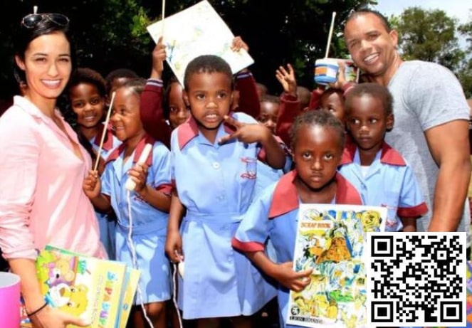 【WPT扑克】你不会知道德州扑克圈大佬们Phil Ivey、Tom Dwan、丹牛、Phil hellmuth背后女人各个都不简单