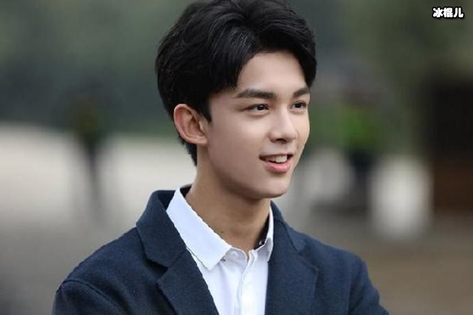 【WPT扑克】吴磊处处为他人着想，尽显高情商惹人喜爱