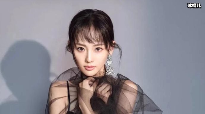 【WPT扑克】张嘉倪亲手为儿子制作玩具，母子互动爱意满满