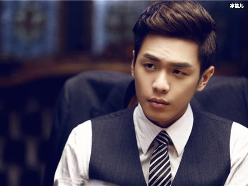 【WPT扑克】张若昀为唐艺昕种樱桃，为宣传新剧夫妻合体秀恩爱