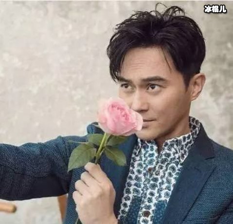 【WPT扑克】张智霖的小算盘打不响了，原以为能节省开支却不料碰到带货王李佳