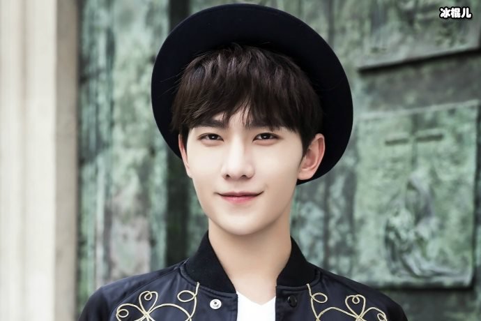 【WPT扑克】老师见不得偶像受任何委屈，带学生为他宣传应援引起大家讨论