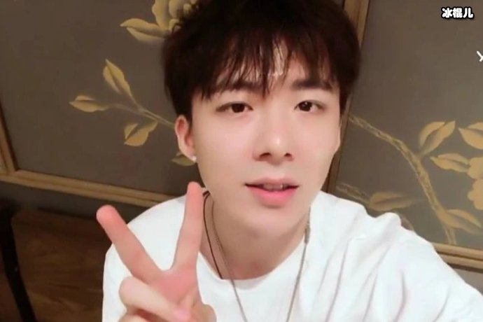 【WPT扑克】刘宇宁多高，从网络歌手走向舞台付出很多