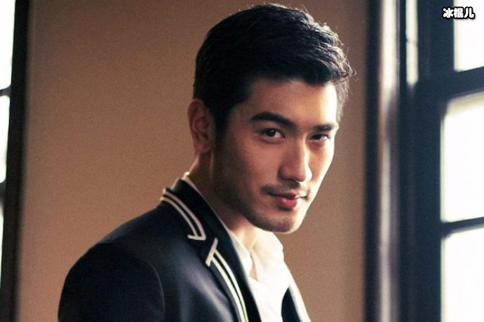 【WPT扑克】高以翔女友情人节晒他们合照，网友：是真爱很难走出悲伤