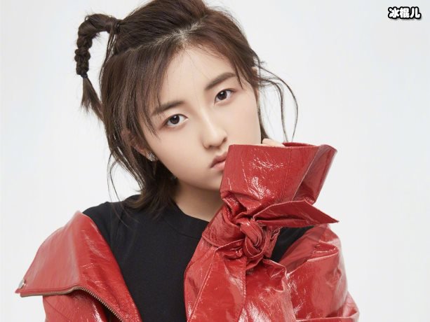 【WPT扑克】演艺界前辈对张子枫宠爱不已，连走红毯都抱着