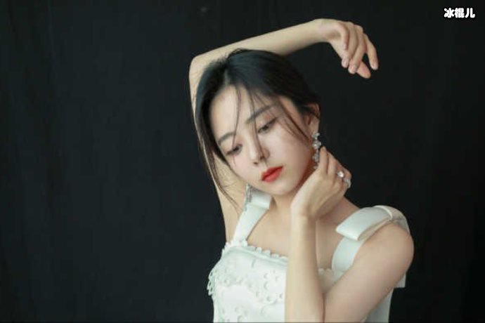 【WPT扑克】谭松韵霸屏了？三部剧即将来袭演技+流量你值得拥有