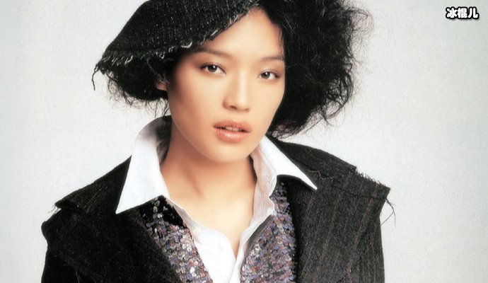 【WPT扑克】舒淇罕见秀恩爱，晒冯德伦穿猫猫衣服的熟睡照片