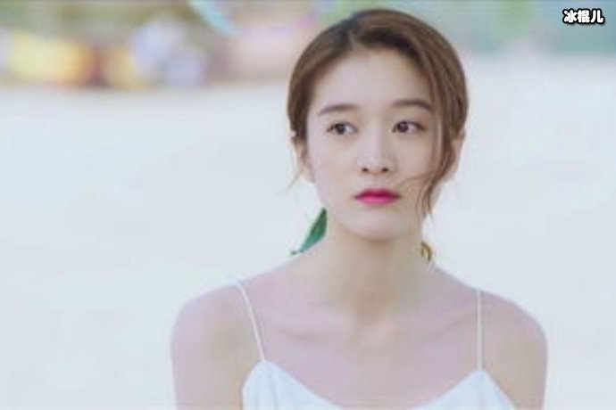 【WPT扑克】张雪迎晒与章子怡抢吃糖油饼的视频，网友：我知道你们不会吃的