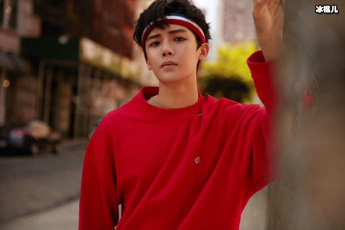 【WPT扑克】阳光大男孩侯明昊，在水下面对禁婆时竟也有畏惧时刻