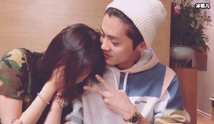 【WPT扑克】鹿晗已领房产证，写两个人名字