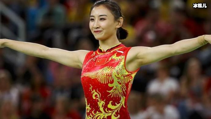 【WPT扑克】何雯娜婆婆让她多吃肉，老公梁超成润滑剂调解婆媳关系