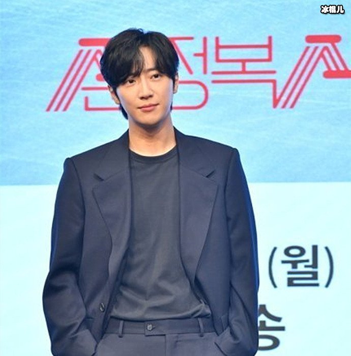 【WPT扑克】演员李相烨官宣恋情，将于明年3月举办婚礼