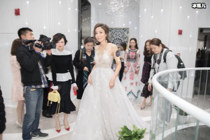 【WPT扑克】杨怡表示母女平安，晒小珍珠照片