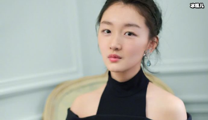 【WPT扑克】众女星“比美”，周冬雨却戴口罩领奖得知真相忍不住笑了