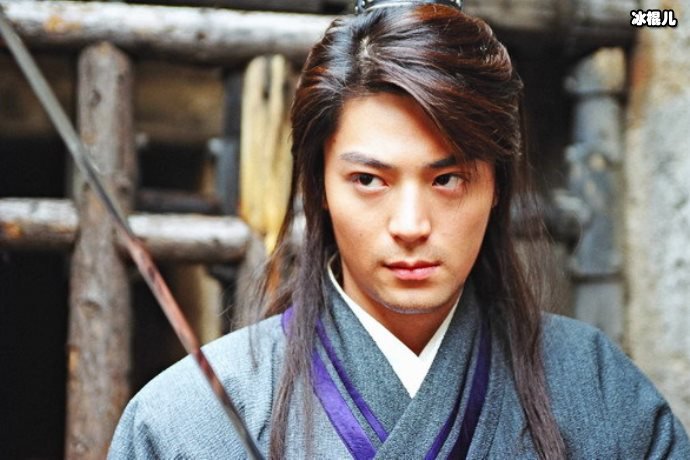 【WPT扑克】霍建华也难逃中年危机？脸部浮肿肚腩凸起网友大呼“认不出”