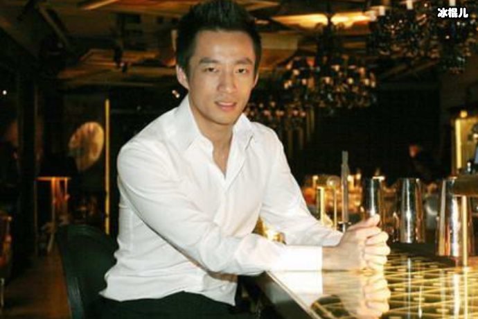 【WPT扑克】汪小菲大S参加女儿毕业礼，看似恩爱甜蜜时小玥儿颜值成关注点