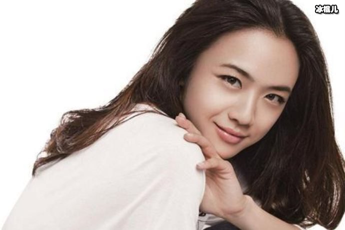 【WPT扑克】汤洛雯发布自拍照，肌肤白皙完全不像33岁的人五官酷似汤镇宗