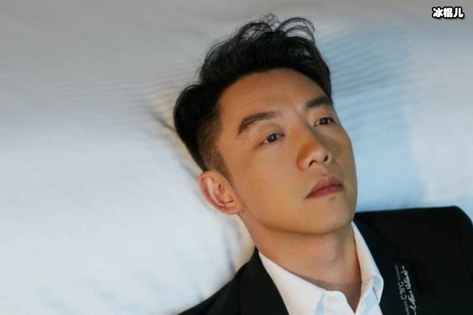 【WPT扑克】郑恺苗苗婚姻仓促，被质疑无感情奉子成婚二人逛街互动破谣言