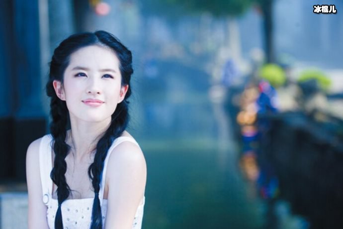 【WPT扑克】刘亦菲无滤镜素颜试镜花木兰视频曝光，网友：杨采钰确实是比不了