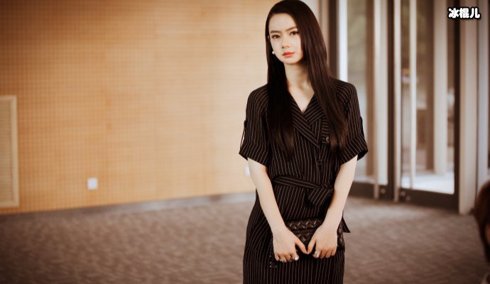 【WPT扑克】戚薇李承铉婚礼照曝光，中韩风格相结合不愧是骨感美人