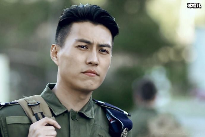 【WPT扑克】靳东的帅气风格，把罗斌演绎的栩栩如生