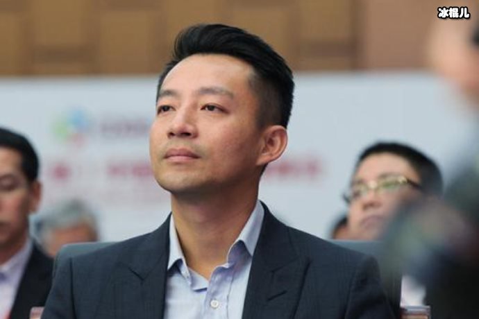 【WPT扑克】汪小菲女儿幼儿园毕业，晒合照庆祝，儿长相随谁引热议