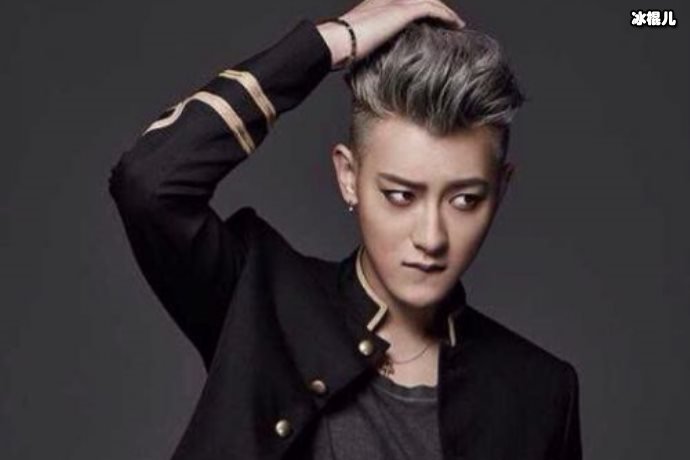 【WPT扑克】选秀节目偶遇“孪生妹妹”，黄子韬直言无需自卑大张伟背后使坏