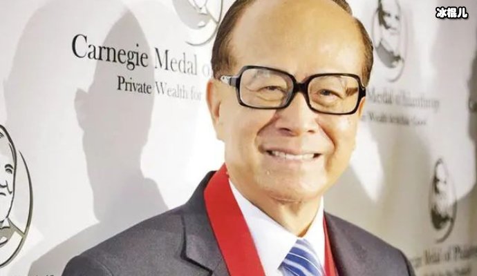 【WPT扑克】李嘉诚红颜知己曝光，59岁的她久违露面因喜爱打泰拳被赞身材好