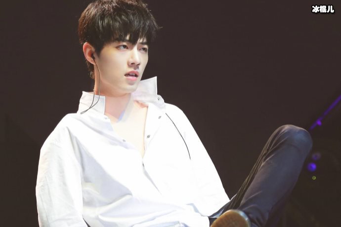 【WPT扑克】肖战发博抵制不恰当应援，杨紫竟然点赞这背后原因究竟是什么？