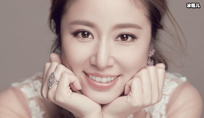 【WPT扑克】林心如太有钱了吧给女儿吃饭用金碗，跟黄磊做法差别太大了