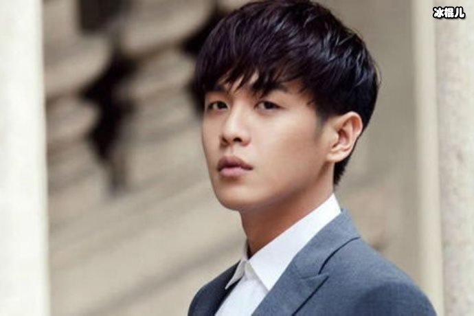 【WPT扑克】张若昀的“老婆”们颜值都很高，个个肤白貌美唐艺昕该紧张了