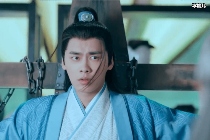 【WPT扑克】李易峰与陈伟霆同框，同样是寸头两人帅得不一样