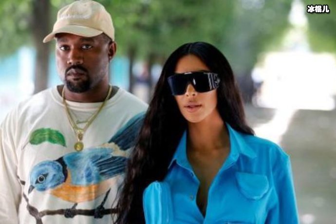 【WPT扑克】卡戴珊妈妈不顾年龄限制，与小25岁男友同游出海感情亲密无间