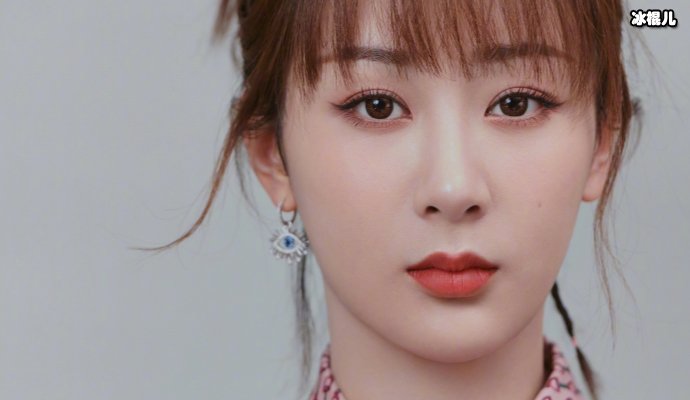 【WPT扑克】杨紫继《欢乐颂》后再次合作正午阳光，男主是“陈情”男孩