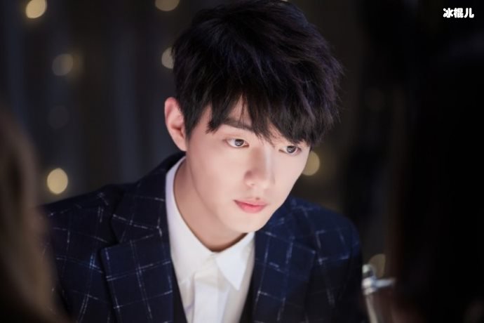 【WPT扑克】肖战喝完豆汁脸色奇妙，这样形容它的味道是没有受过社会毒打了