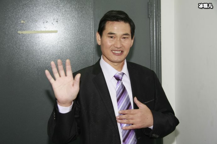 【WPT扑克】朱之文：花42年才站到央视舞台，荣归故里后却也成了他噩梦的开始