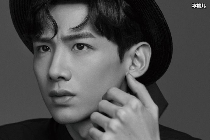 【WPT扑克】男艺人的自律《拜托了冰箱》白敬亭腰围公开，网友：这也太可了