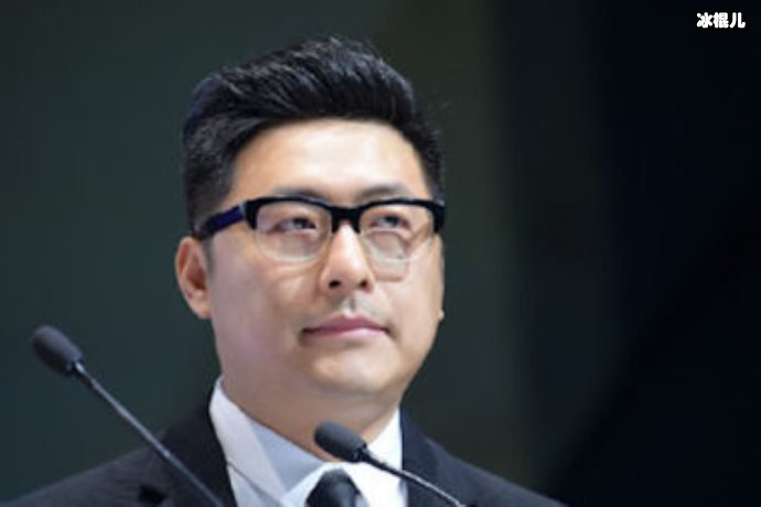 【WPT扑克】王岳伦绯闻风波后与李湘合体参加综艺，不顾李湘冷脸献殷勤